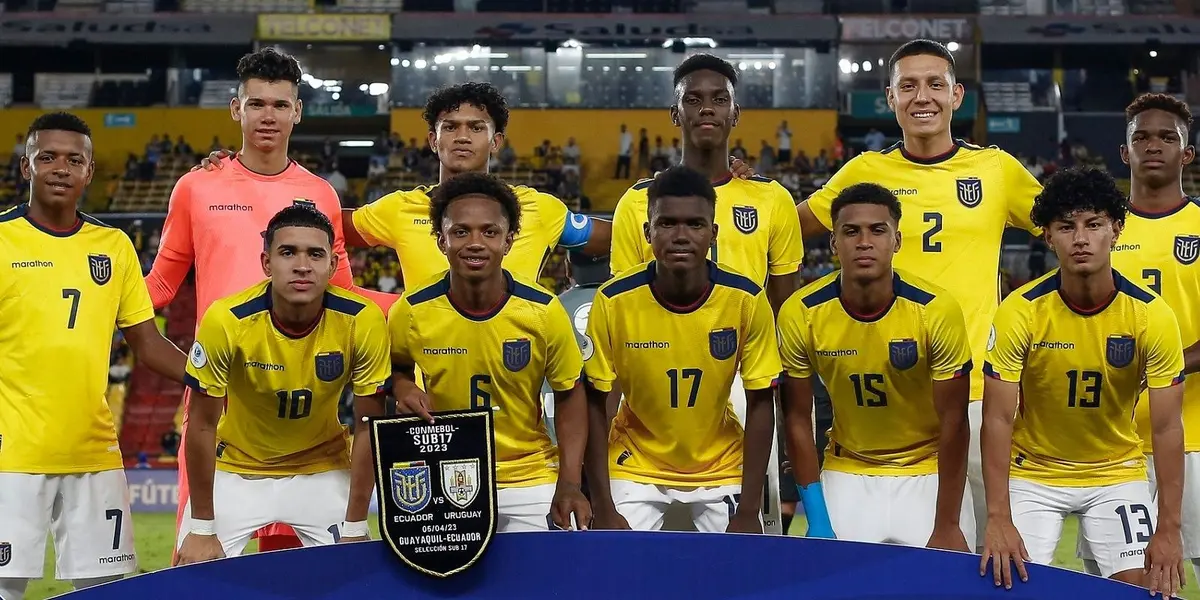 La selección de Ecuador derrotó por tres goles a uno a Paraguay en la primera jornada del hexagonal final, en el estadio Olímpico Atahualpa.