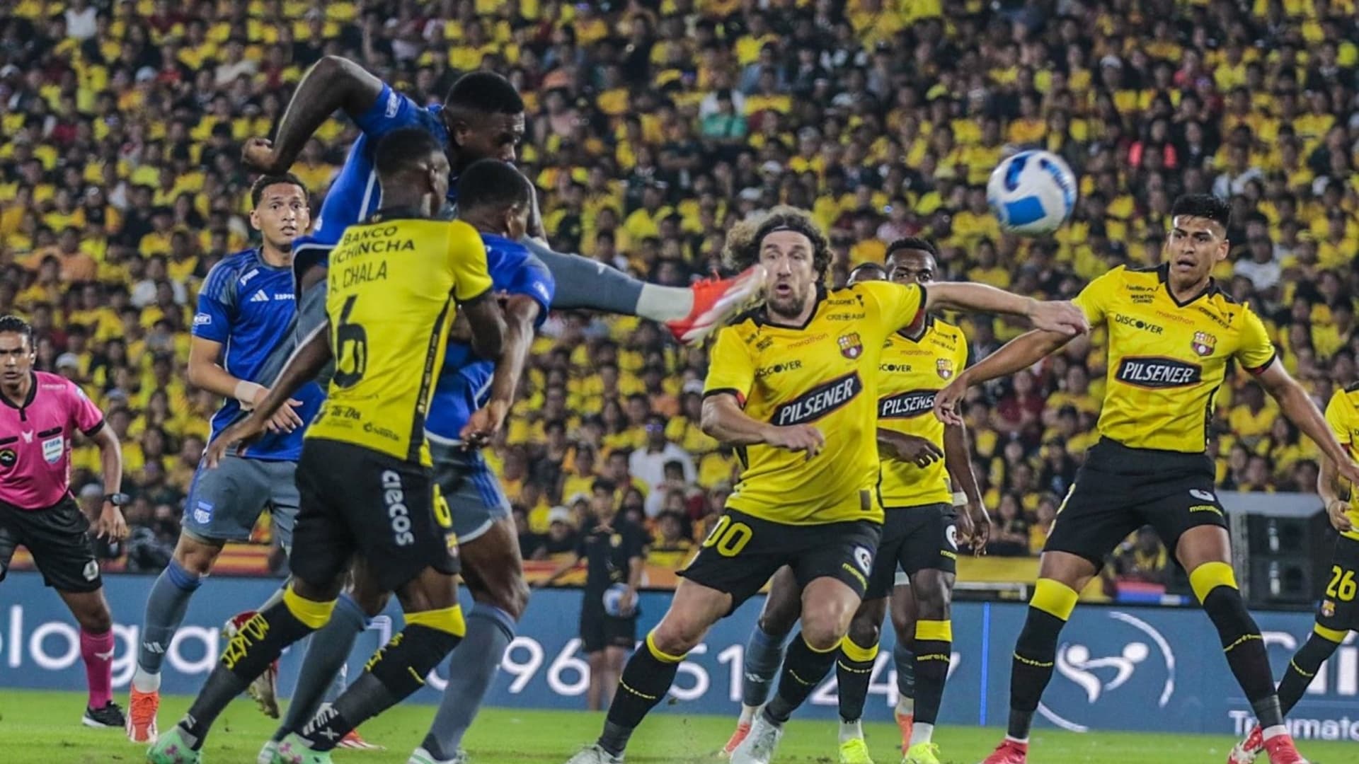Barcelona SC vs Emelec / Foto tomada de: API