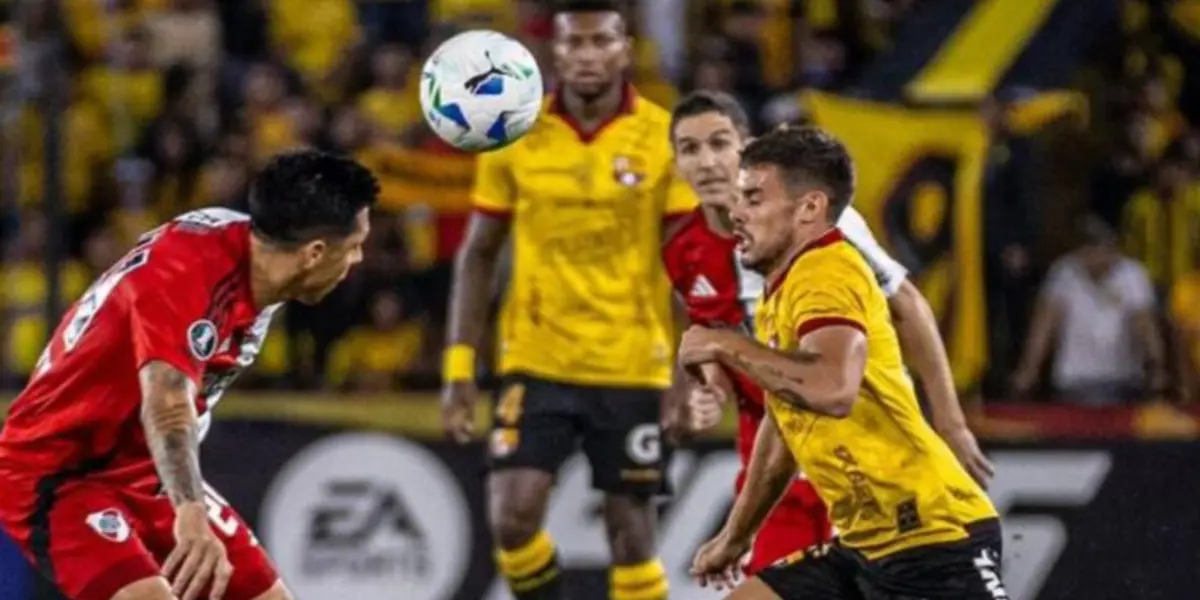 Barcelona SC vs River Plate. Foto. El Crack