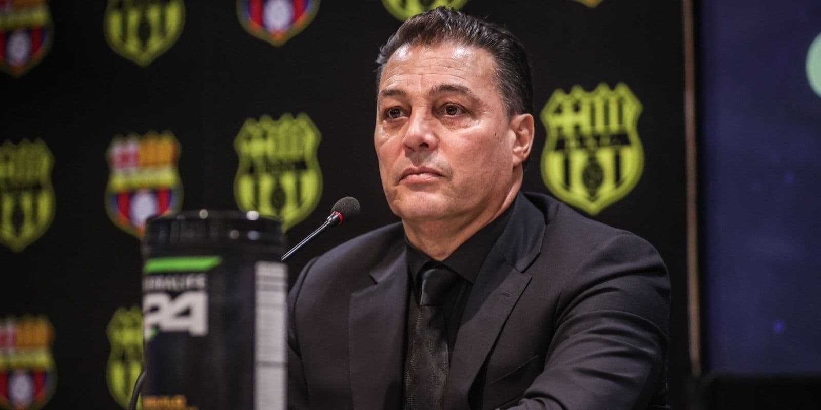Carlos Alfaro Moreno calificó como terrible al arbitraje en LigaPro.