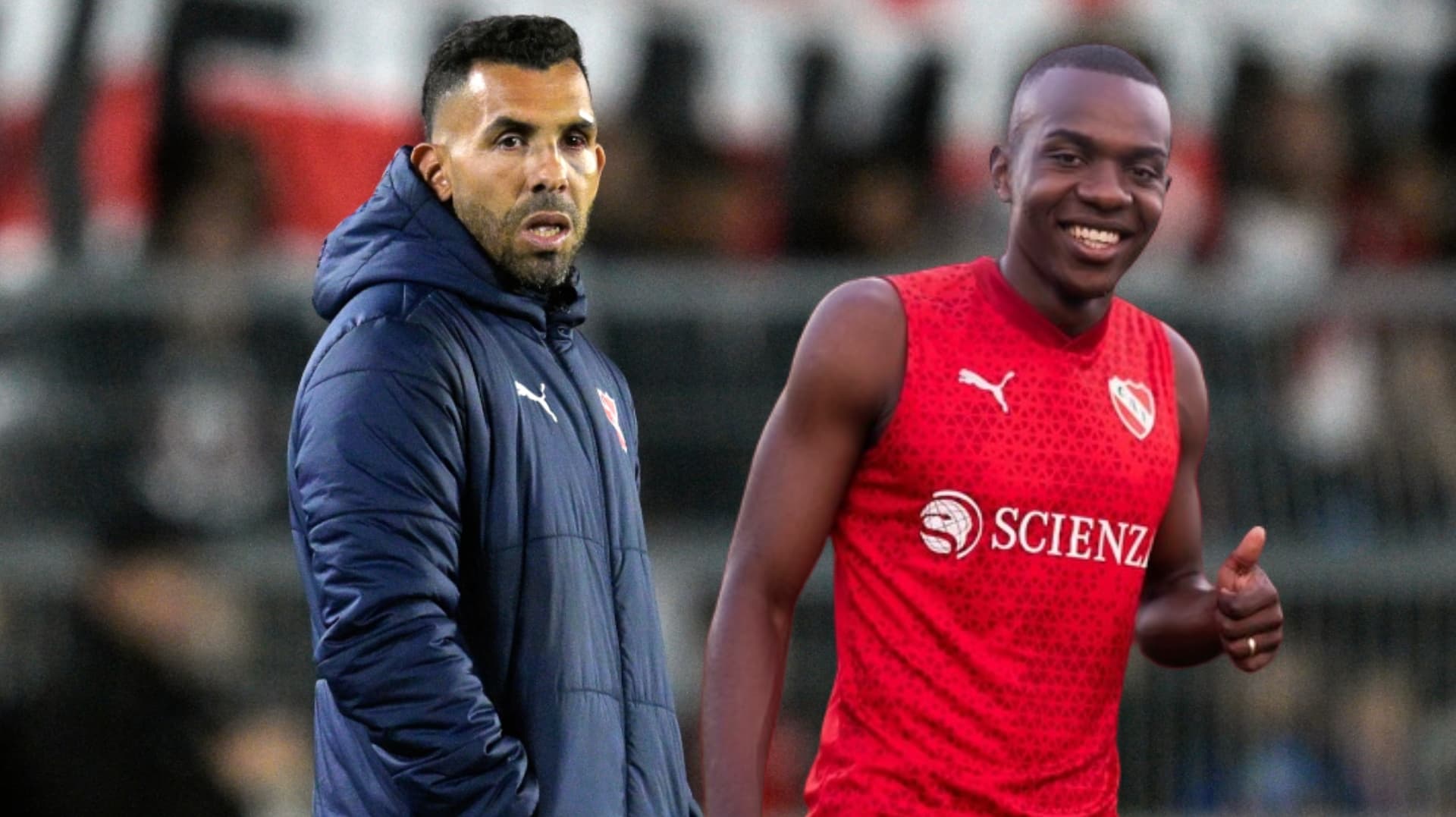 Carlos Tevez y Jhonny Quiñónez