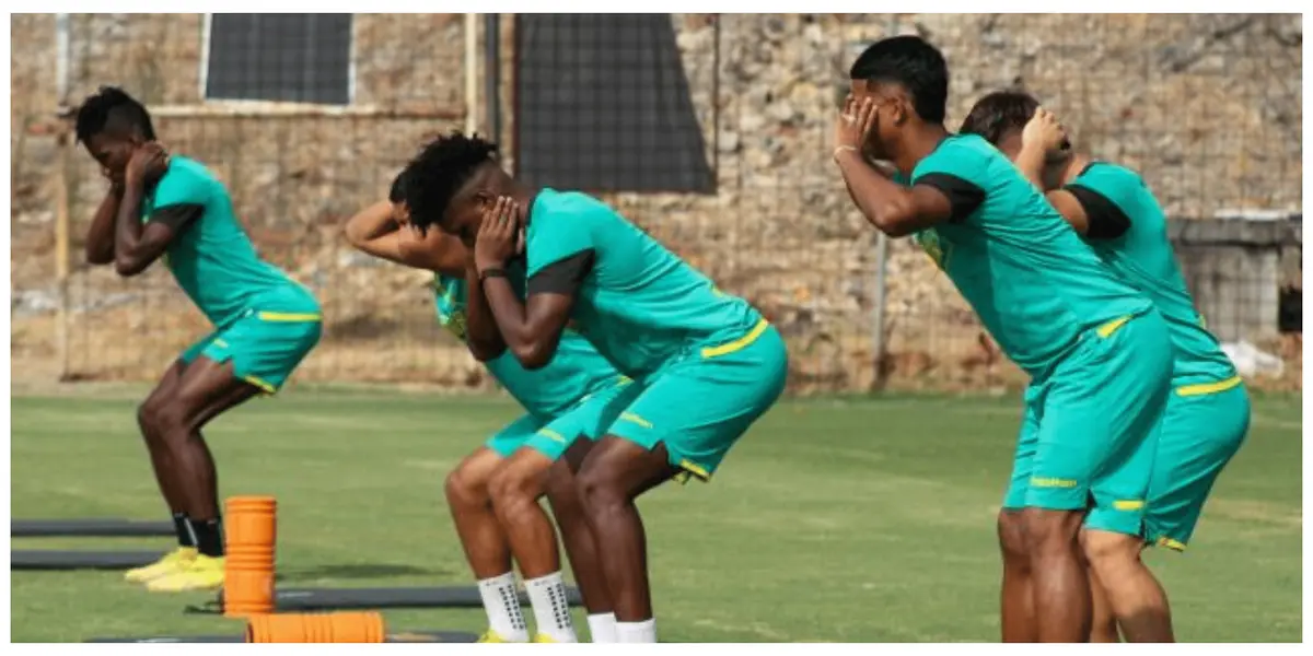 Dos jóvenes futbolistas del ‘ídolo del astillero’ fueron convocados para jugar con la ‘Mini Tri’.