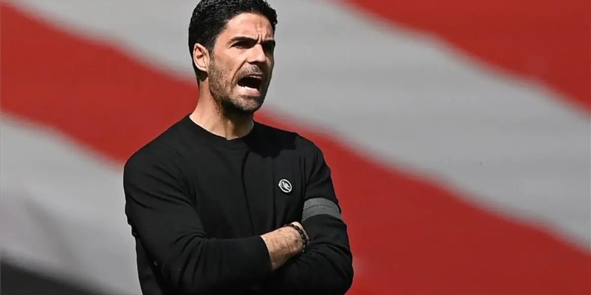 El ecuatoriano hizo sufrir al técnico rival con su buen juego.