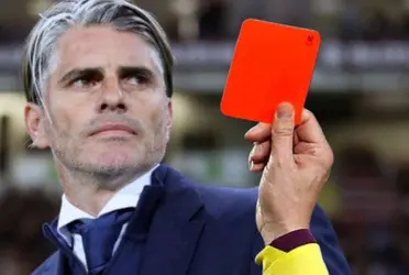 El entrenador uruguayo fue expulsado durante el duelo ante El Nacional.