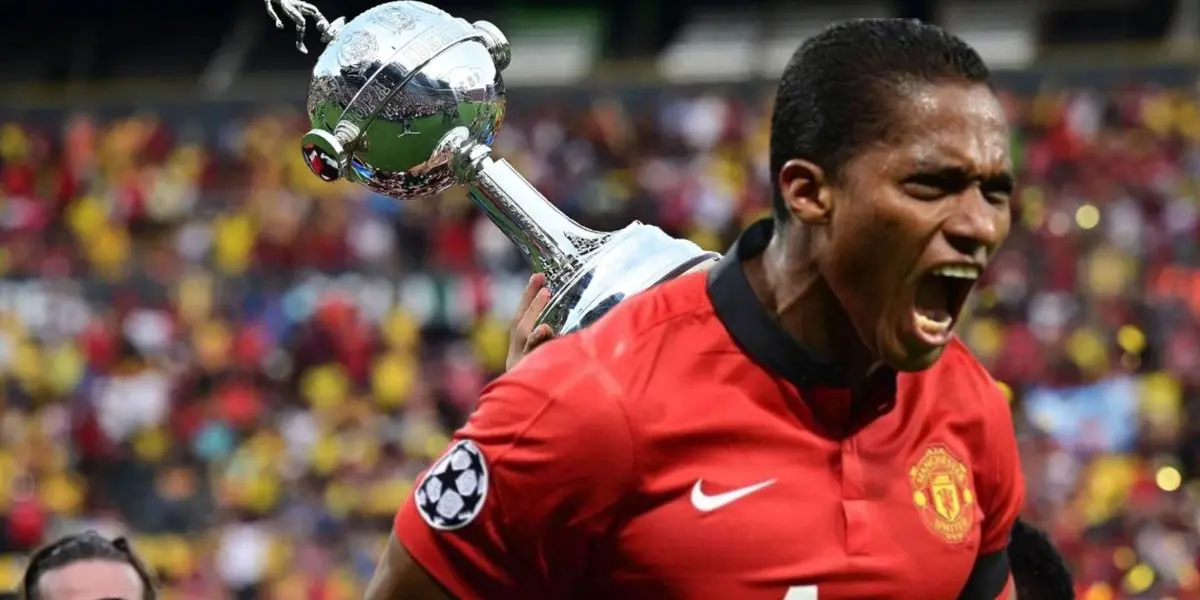 El ex jugador del Manchester con el que poso Antonio Valencia