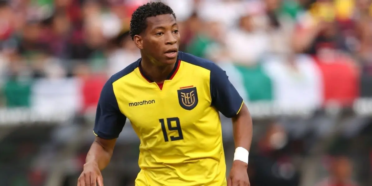 El extremo quedó desafectado de la ‘Tri’ para los partidos ante Australia.