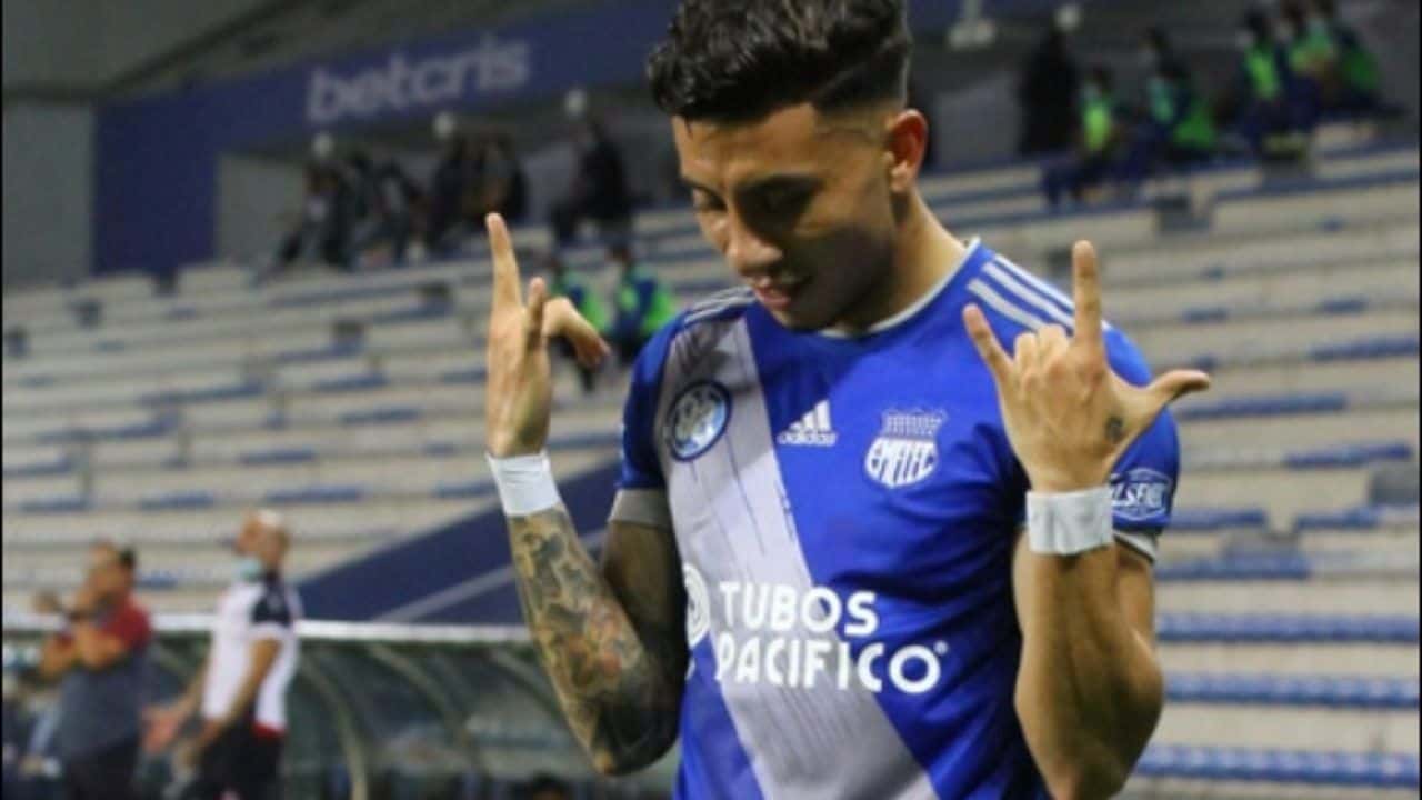 El futbolista tricolor volvió a las canchas luego de siete meses de ausencia debido a una lesión y falló su primer encuentro con el gol.