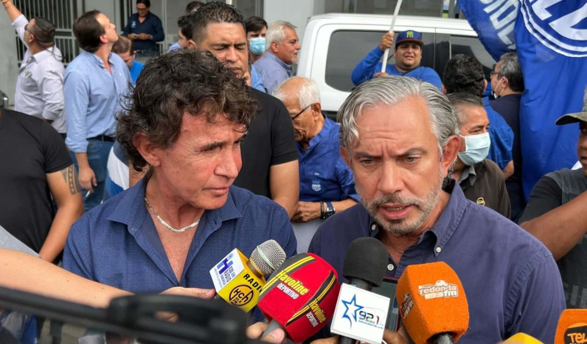 El manejo del presidente del club tendría harto al directorio del Bombillo.