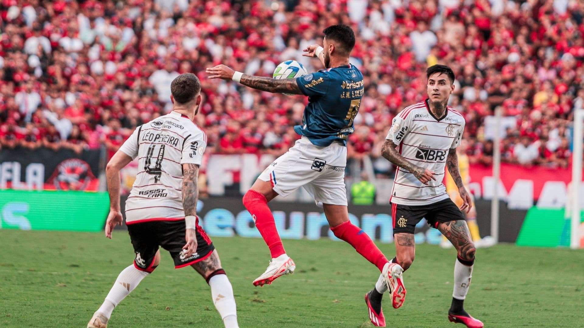 El Mengao se burló de su rival durante la jornada de ayer.
