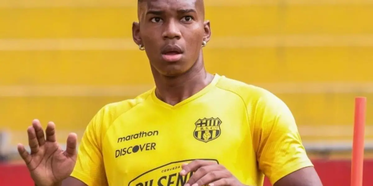 Este jugador ya tiene un pie fuera del club.