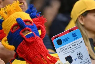 Hinchas ecuatorianos expresaron su enojo por problemas en la venta de entradas para el partido de la Tri