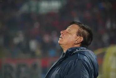 Hugo Almeida tiene contrato con la Máquina Gris por todo 2024