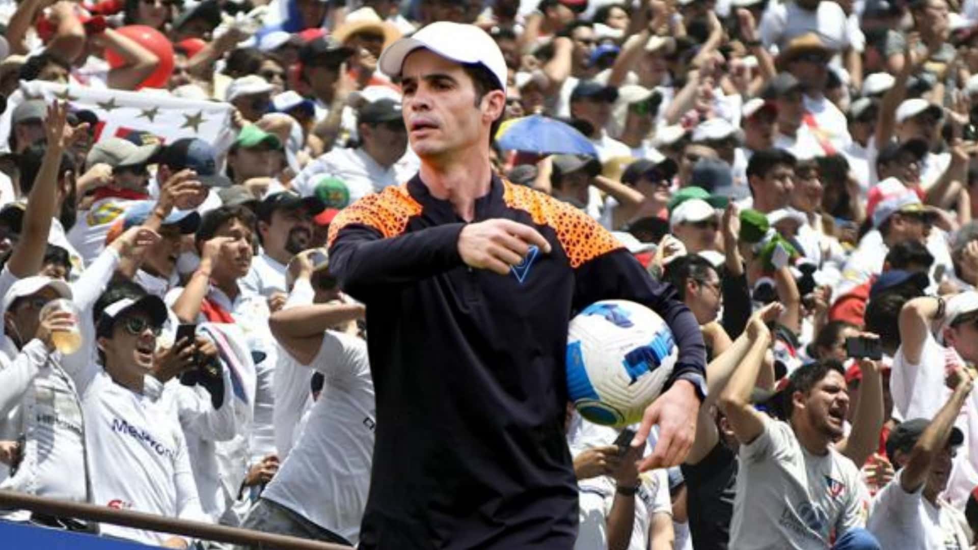 Josep Alcácer entrenador de LDU