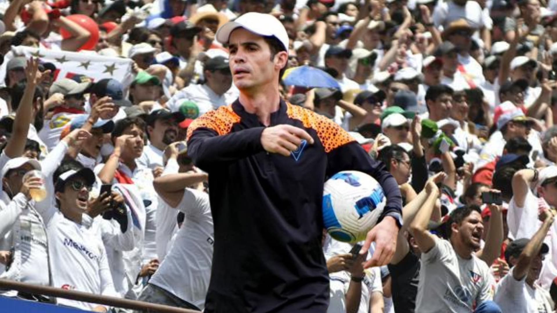 Josep Alcácer entrenador de LDU