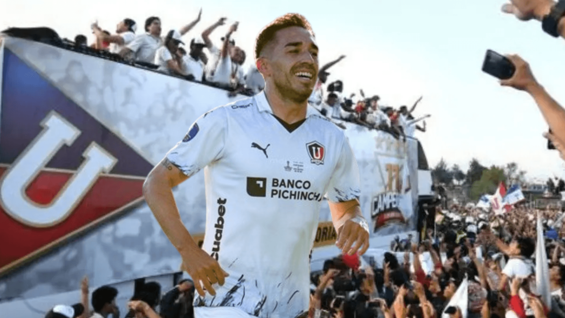 Lizandro Alzugaray jugador de LDU