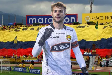 Lo que dijo un ex capitán de la selección sobre Javier Burrai