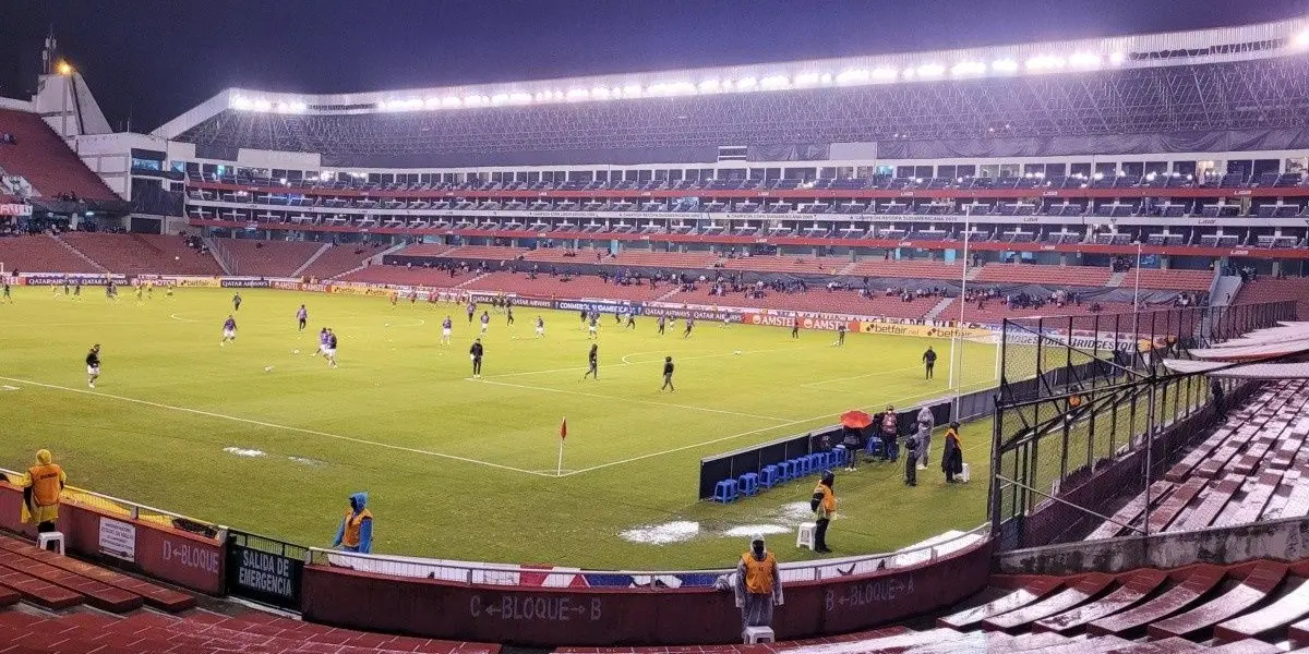Luego de perder contra Barcelona SC, esta cantidad de hinchas irán a ver a Liga de Quito.