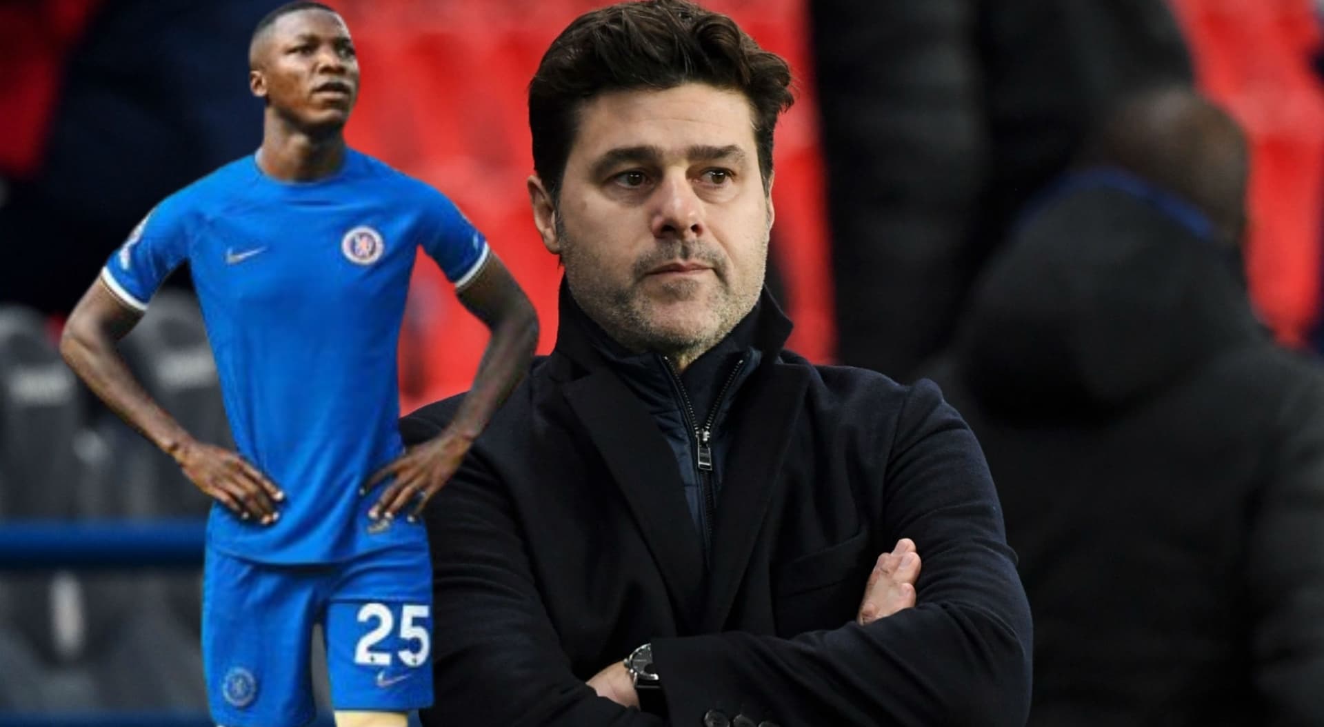 Moisés Caicedo y Mauricio Pochettino