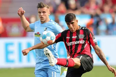 Piero Hincapié se lesionó en último partido del Bayer Leverkusen.